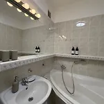 Large 3-room Baleris *