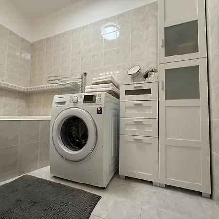 דירה Large 3-room Baleris ברטיסלאבה