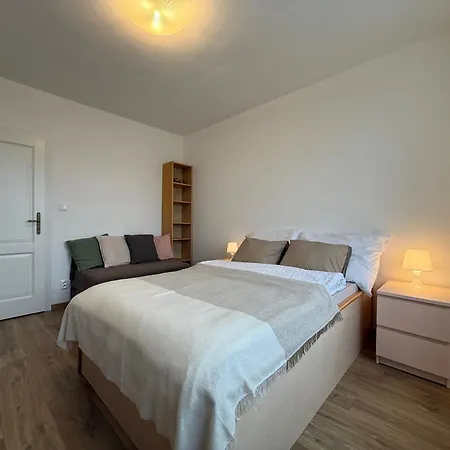Appartamento Large 3-room Baleris Bratislava