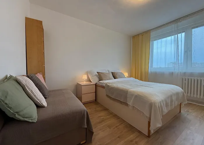 Large 3-room Baleris דירה *