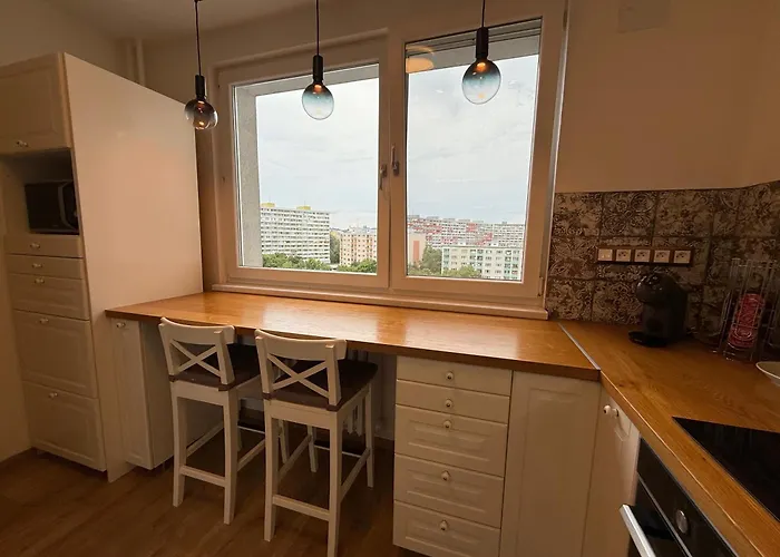 Large 3-room Baleris דירה *