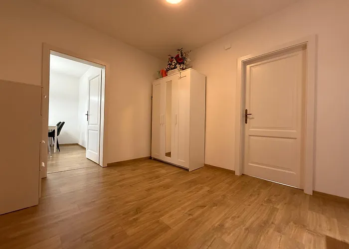 דירה Large 3-room Baleris *