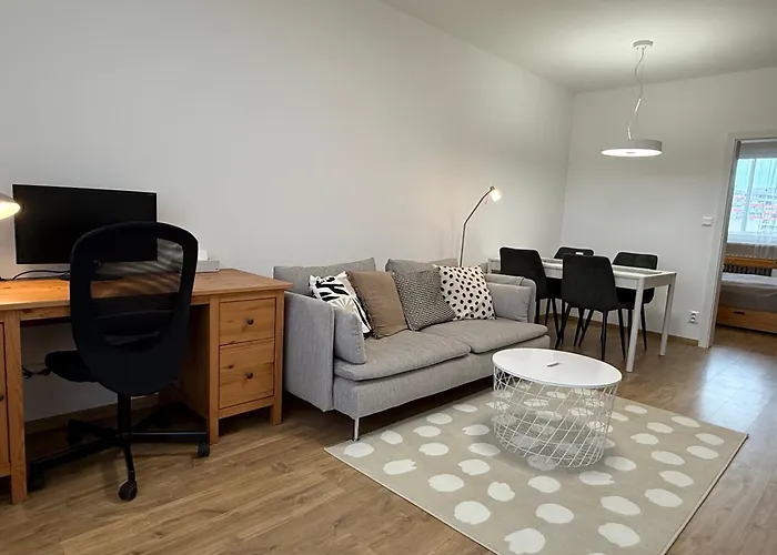 Large 3-room Baleris דירה ברטיסלאבה